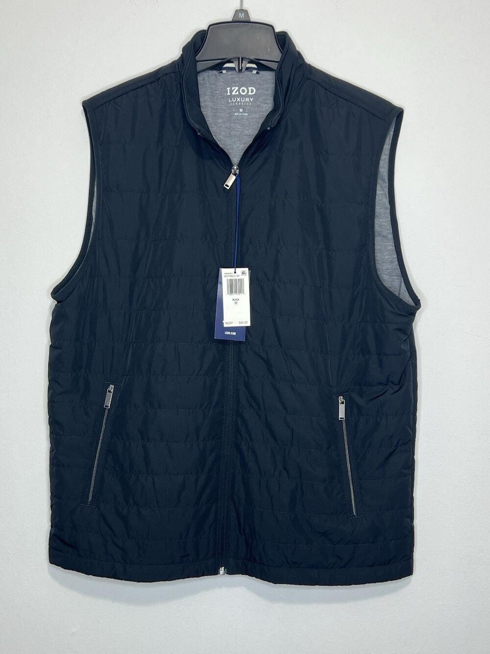 IZOD Luxury Black Quilted Vest Mens Medium Water Repellent NWT Zip Insulated ￼